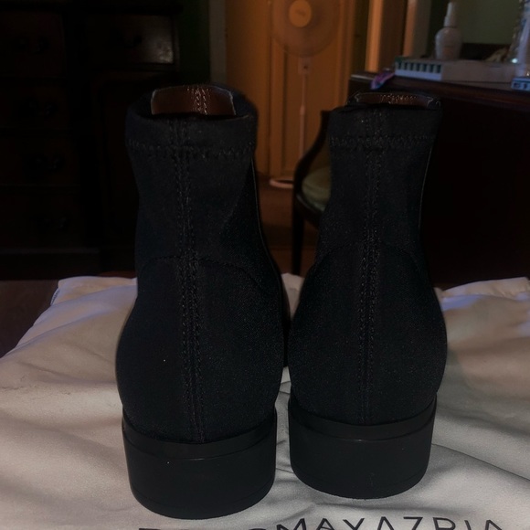 BCBG CLASSIC FLAT BOOT IN BLACK NEW NEVER WORN - Picture 3 of 6